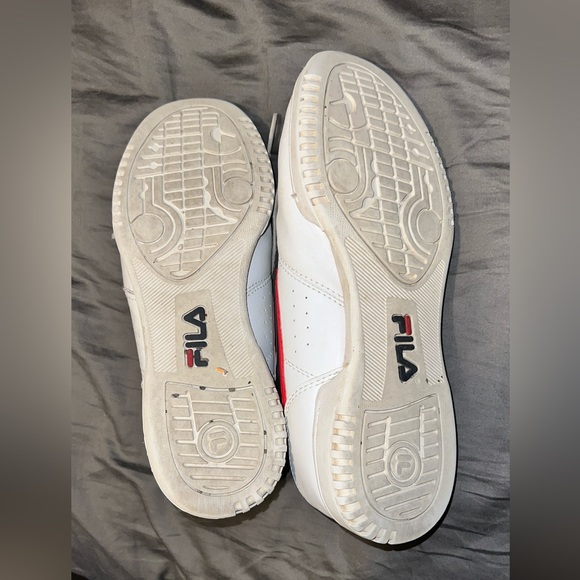 Fila shoes - Picture 2 of 3